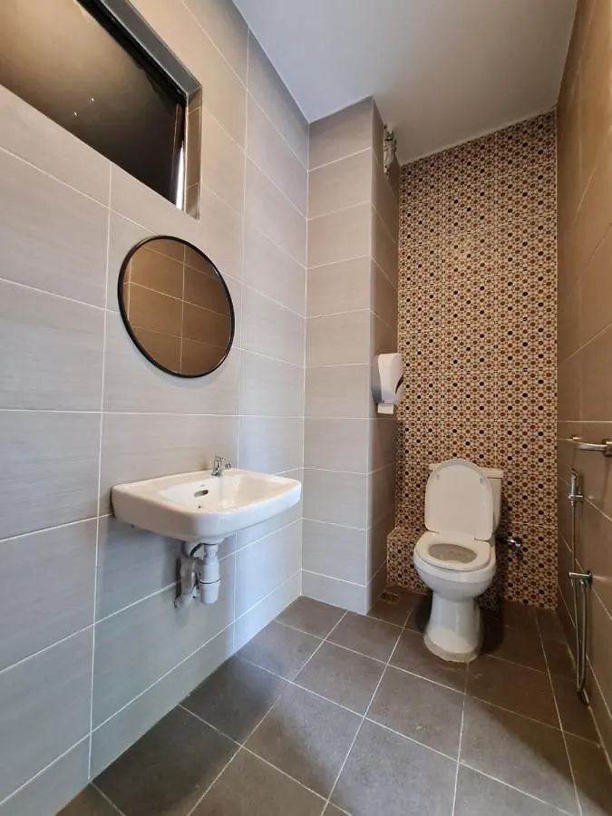 Room @ Lorong Kelawai Near To Gurney Paragon George Town Homestay