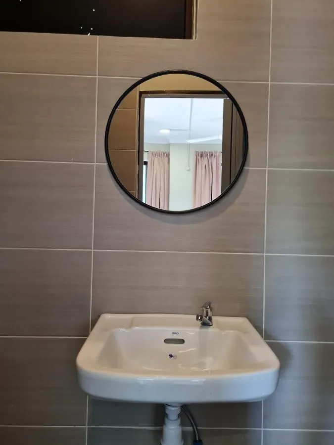 Homestay Room @ Lorong Kelawai Near To Gurney Paragon George Town