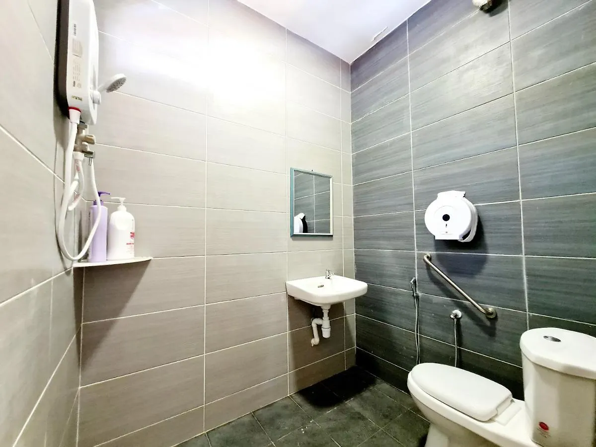 Room @ Lorong Kelawai Near To Gurney Paragon George Town 0*,