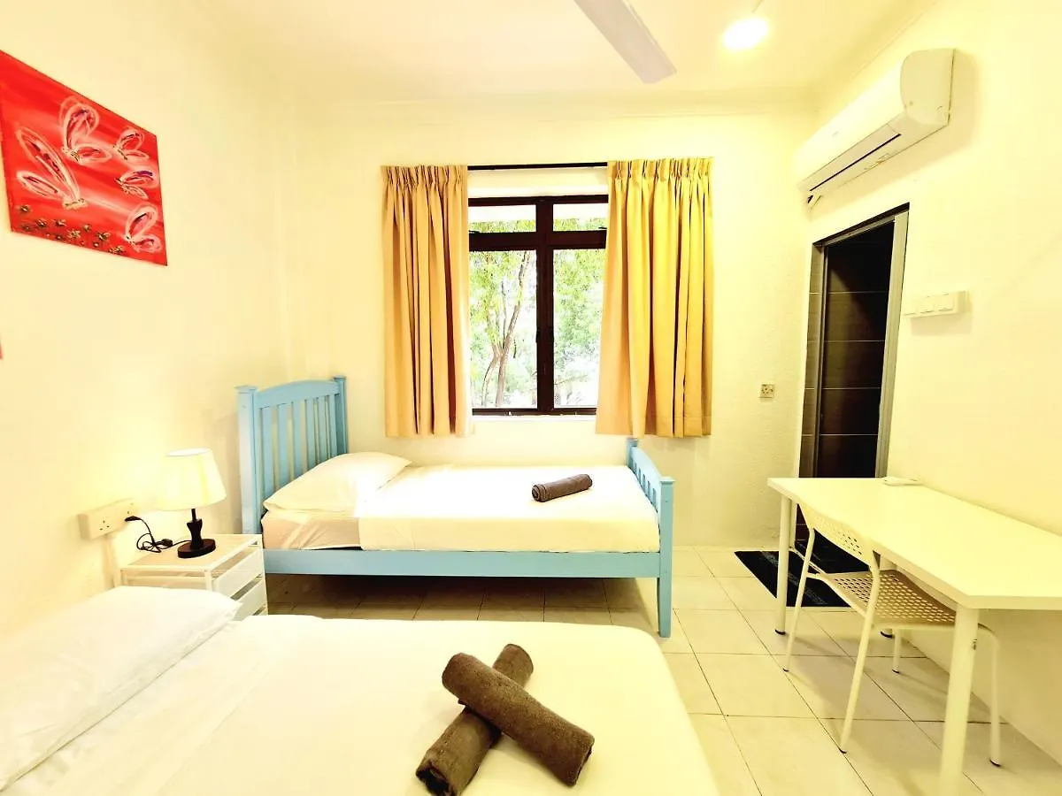Room @ Lorong Kelawai Near To Gurney Paragon George Town Homestay